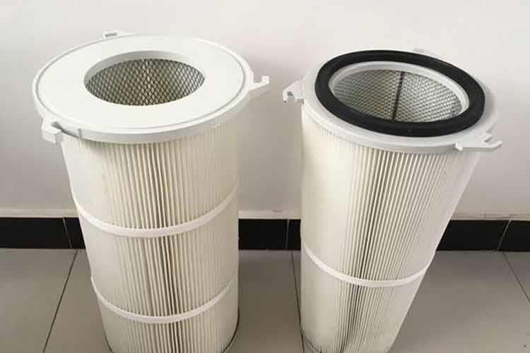 外三耳安博(中国)是由一定长度的滤料成褶，首尾粘合而成的过滤筒，该滤筒无笼骨，安装简便