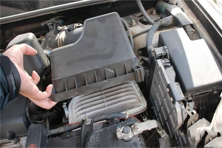 干式安博手机网页版登录入口在维护时，取出滤芯，轻轻敲击端面，灰尘即可掉下，同时可用毛刷轻刷沾污表面