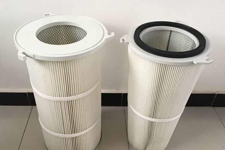 组合式安博(中国)选用了现有滤料中效率高的滤料制作的滤筒，对于0.5微米以上的粉尘的除尘效率高达99.9%