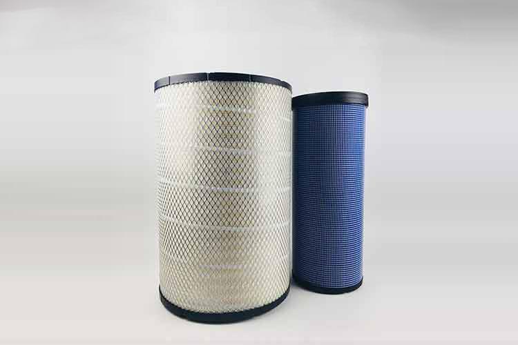 在安装时，安博手机网页版登录入口与发动机进气管之间无论是采用法兰、橡胶管联接还是直接联接